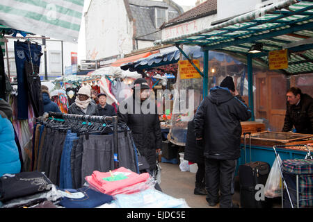 East Street Market sur Walworth Road à London UK Banque D'Images