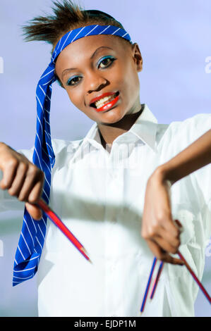 Fille de l'école kenyane en studio Banque D'Images