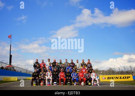 Donington Park, Royaume-Uni. 24Th Mar, 2015. La Journée des médias. Le soleil brille sur la ligne pilote de 2015. Credit : Action Plus Sport/Alamy Live News Banque D'Images