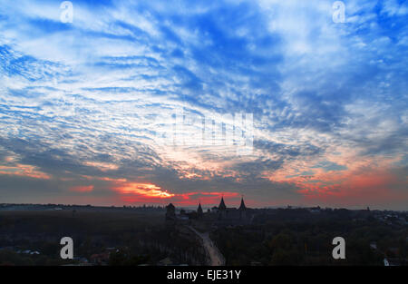 Coucher de soleil sur l'ancienne forteresse, Kamenetz-Podolsk Banque D'Images