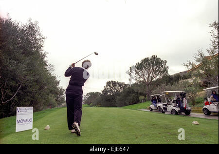 Thousand Oaks, CA - 29 février : Bruce Jenner assiste à la Classique de golf de Pete Sampras à Thousand Oaks, Californie le 29 février 2000. Banque D'Images