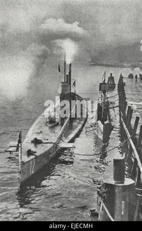 Les sous-marins allemands U-1 et U-12, vers 1914 Banque D'Images