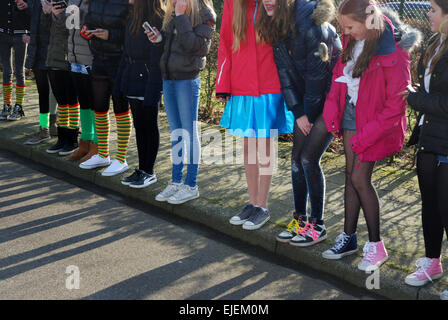 Ecolières au carnaval, Pays-Bas Banque D'Images