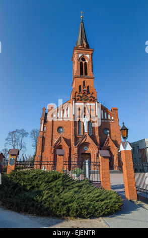 Cathédrale Catholique pour Antoine de Padoue sur la ville Pastavy. 20 mars 2015 année. Banque D'Images