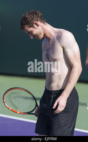 Key Biscayne, Floride, USA. Mar 25, 2015. Key Biscayne, Floride - 25 Mars : Andy Murray (GBR) pratiquer ici avant de participer à l'Open de Miami 2015 à Key Biscayne, Floride. Andrew photographe/Patron Zuma Wire Crédit : Andrew Patron/ZUMA/Alamy Fil Live News Banque D'Images