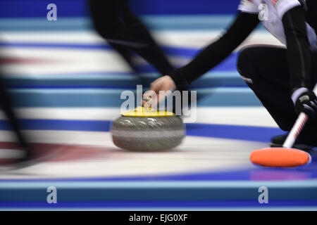 Vue générale, le 22 mars 2015 - Curliing : monde de curling féminin 2015 dernier match entre la Suisse et le Canada à Tsukisamu Gymnasium à Sapporo, Hokkaido, Japon. (Photo de (photo de Hitoshi Mochizuki/AFLO) Banque D'Images