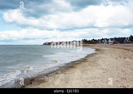 Seaview beach nord-est de l'île de Wight avec vue sur le Solent près de Ryde Banque D'Images