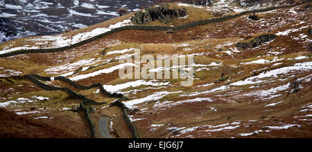 Au-dessus de montagne scandale en hiver Parc National de Lake District Cumbria England Royaume-Uni Banque D'Images