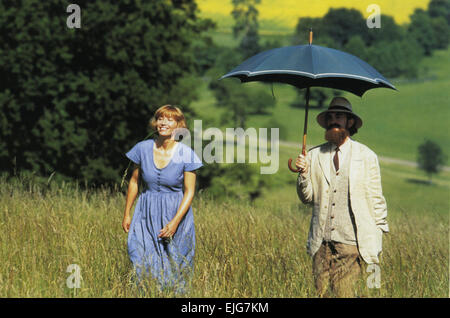 CARRINGTON 1995 PolyGram film avec Emma Thompson et Jonathan Pryce Banque D'Images