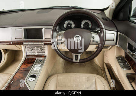 2011 jaguar XF Banque D'Images