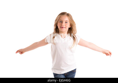 Kid girl blonde haut vent saut en retrait sur des cheveux denim jeans à fond blanc Banque D'Images