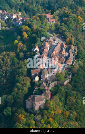 La France, Bas Rhin (67), Alsace bossue, château et village de La Petite Pierre (vue aérienne) Banque D'Images