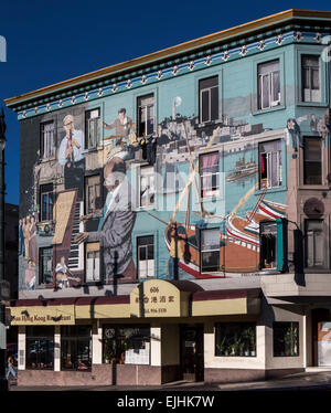 Sur le côté de la fresque chinoise building, San Francisco, California, USA Banque D'Images