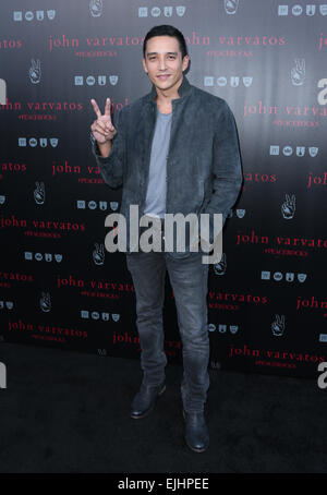 John Varvatos' Célébration de la Journée internationale de la paix tenue à John Varvatos - Arrivées avec : Gabriel Luna Où : Los Angeles, California, United States Quand : 21 mai 2014 Banque D'Images