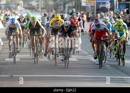 Flandre orientale, Belgique. Mar 27, 2015. Tour cycliste UCI. E3 Harelbeke. Crédit : MATTEO TRENTIN Plus Sport Action/Alamy Live News Banque D'Images