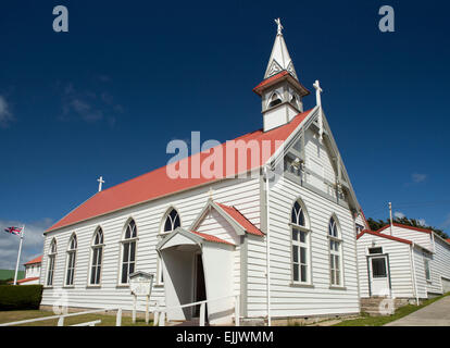 Malouines, Port Stanley, Ross, Road, St Mary's, au toit rouge vêtu de blanc de l'Église Catholique Banque D'Images