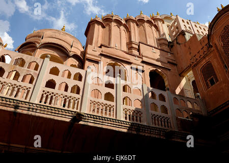 Hawa Mahal, le palais des vents (Traduction Hindi), Jaipur, Rajasthan, Inde Banque D'Images