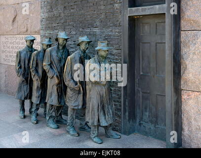 Le Mémorial du FDR capture l'impact de la Grande Dépression et de ses lignes alimentaires dans une section de bronze grandeur nature. Banque D'Images