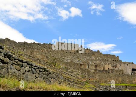 Close up vue détaillée de Machu Picchu, cité Inca perdue dans les Andes, au Pérou Banque D'Images