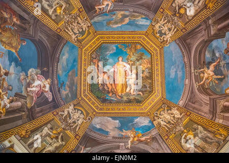 Fresque au plafond, Apollon et les Muses par Tommaso Conca, 1782-1787, Sala delle Muse, prix des Muses, Musées du Vatican, Rome Banque D'Images