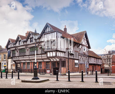 Tudor House Museum, un 15e siècle bâtiment classé grade 1 à Southampton, Hampshire, Angleterre. Banque D'Images