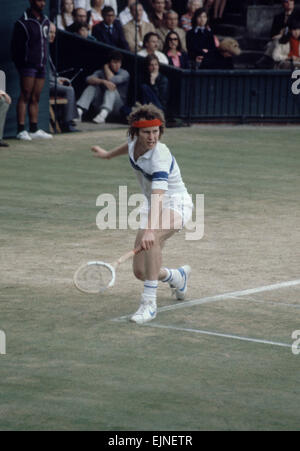 Finale de Wimbledon 1981. John McEnroe v Bjorn Borg. 4e juillet 1981. *** *** Local Caption - watscan - 19/04/2010 Banque D'Images