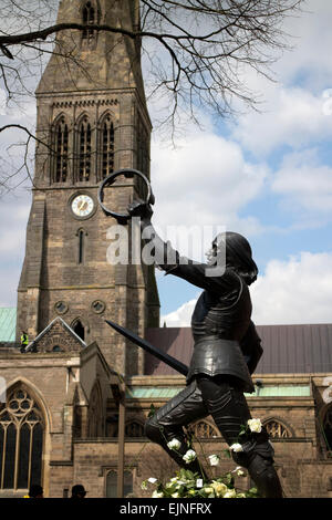 Richard III statue en dehors de cathédrale de Leicester, Leicestershire, UK Banque D'Images