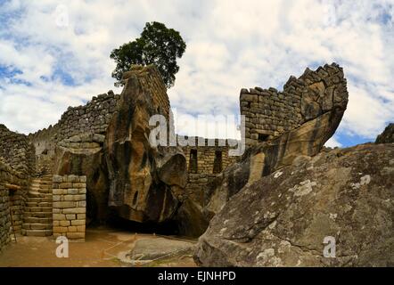 Vue rapprochée de temple, le Machu Picchu, cité Inca perdue dans les Andes, au Pérou Banque D'Images