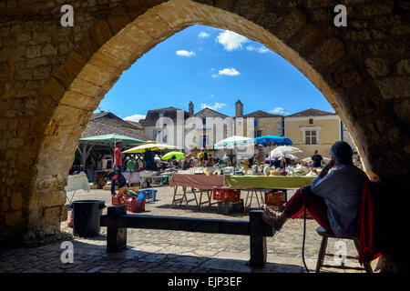 Market Place Monpazier Bastide Perigord France Europe Banque D'Images