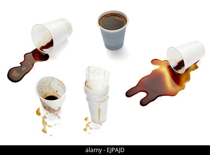 Collection de différents utilisés sur les tasses de café vides. Chacun est tourné séparément Banque D'Images