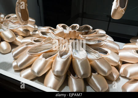 Un affichage de satin rose Chaussures de Ballet à Covent Garden Banque D'Images