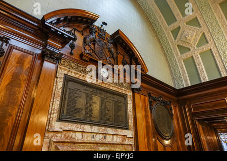 Bradford City Hall, Town Hall ou comme il est connu localement, une vue sur l'intérieur d'une journée de visite Banque D'Images