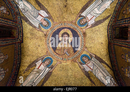 Rome. L'Italie. Basilique Santa Prassede all'Esquilino, 9e C. mosaïques dans la chapelle de St Zeno. Banque D'Images