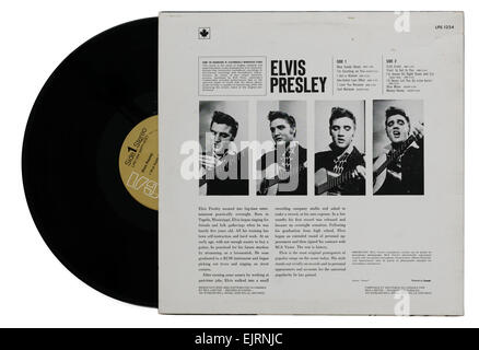 Le premier album d'Elvis Presley, avec cette housse utilisés par le choc pour leur couverture de l'album London Calling iconique