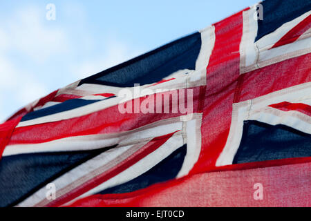 Close-up of Union Jack dans le vent sur Plymouth, Devon, Angleterre, Grande-Bretagne, Royaume-Uni. Banque D'Images