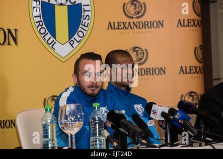 31 mars 2015 : Victor Astafei L et Geraldo Alves R lors de la conférence de presse pour présenter le partenariat entre d'ROU et Alexandrion Foundation au Sky Club dans Paulesti, Roumanie ROU. Catalin Soare/www.sportaction.ro Banque D'Images