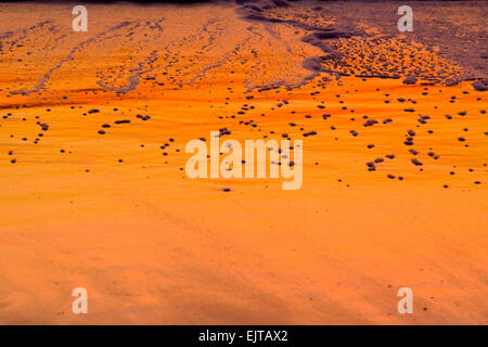 Océan Atlantique Lever du Soleil à Assateague Island Motor Inn Virginia. Banque D'Images