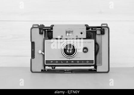 Appareil photo Polaroid land 230 vintage. Banque D'Images