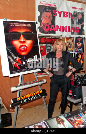 Burbank. Mar 29, 2015. Sybil Danning assiste à la "onsterpalooza : l'Art de la Convention des monstres au Marriott Burbank Hotel & Convention Center le 29 mars 2015 à Burbank./photo alliance © dpa/Alamy Live News Banque D'Images