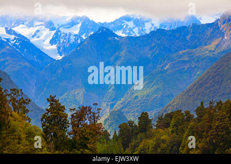 Vue de l'effet pictural Mk Aoraki/Cook au lac Matheson, Fox Glacier, île du Sud, Nouvelle-Zélande Banque D'Images