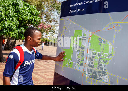 Johannesburg Afrique du Sud,Braamfontein,wits University,University of the Witwatersrand,enseignement supérieur,campus,Black man men male,carte des étudiants Banque D'Images