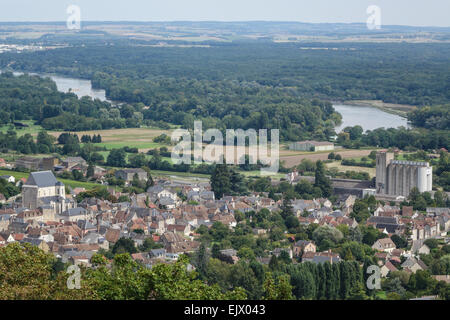 Sancerre est une ville médiévale, commune et canton, située dans le département du centre de la France qui donne sur la Loire. Banque D'Images