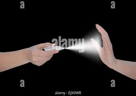 Woman's hand holding baguette Vogel Banque D'Images