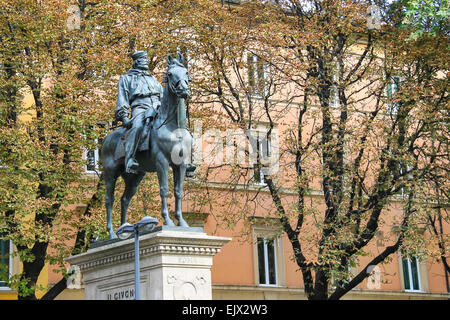 Statue équestre de Giuseppe Garibaldi à Bologne. Italie Banque D'Images