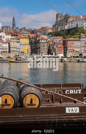 Bateaux sur le fleuve Douro, Porto, Portugal Banque D'Images