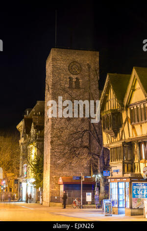 St Michael à l'entrée Nord est une église sur Cornmarket Street, Oxford et est le plus ancien bâtiment de la ville Banque D'Images