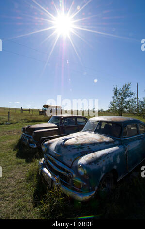 Voitures anciennes, Mission, Rosebud Indian Reservation, Dakota du Sud, USA. Banque D'Images