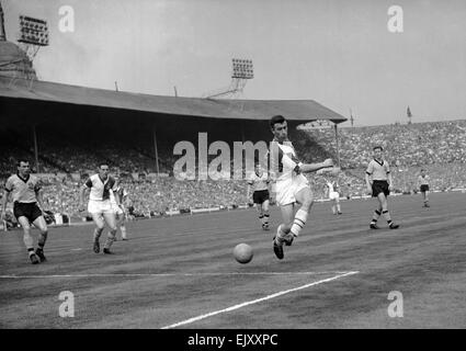 Finale de la FA Cup au stade de Wembley. 3 Wolverhampton Wanderers v Blackburn Rovers 0. Action de la correspondance. 7e mai 1960. Banque D'Images