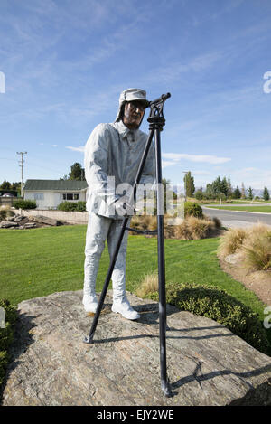 John Turnbull Thomson Memorial à Ranfurly, île du Sud, Nouvelle-Zélande. Banque D'Images