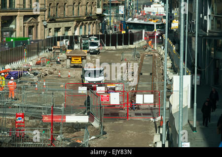 Travaux de construction de la deuxième ville de tramway Metrolink route de traversée, Exchange Square, Manchester, Angleterre, RU Banque D'Images